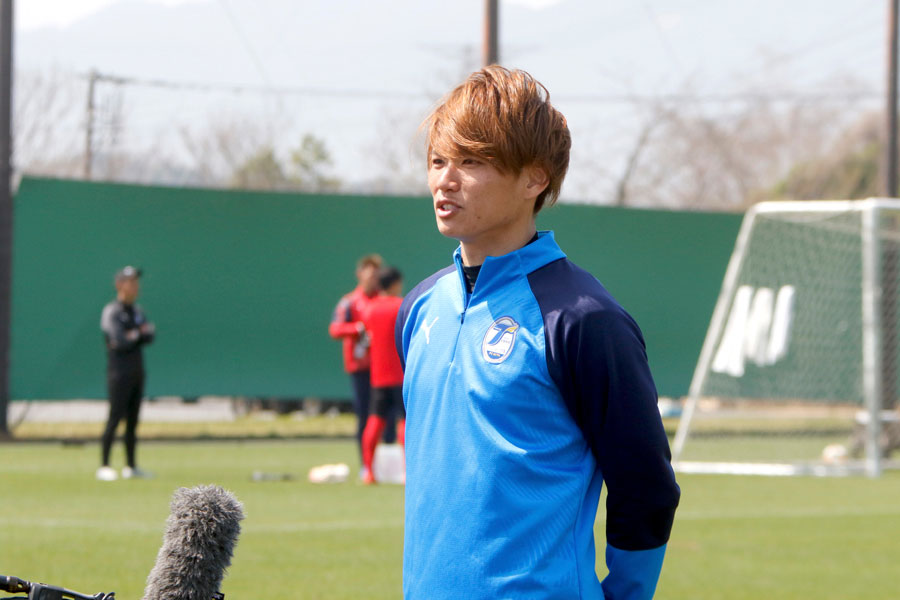 「一発屋で終わらないように、これからも取材されるように頑張ります」と意気込んだ【写真：柚野真也】