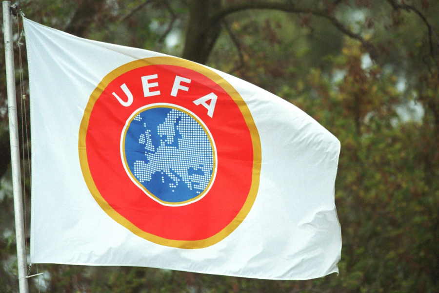 UEFAは加盟55協会に対し、リーグ戦再開可否の決断を迫ったようだ【写真：Getty Images】