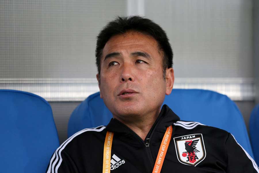 U-20日本代表の影山監督【写真：Getty Images】