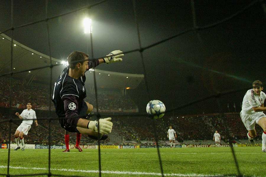 https://www.football-zone.net/wp-content/uploads/2020/05/20200527_Dudek_GettyImages.jpg