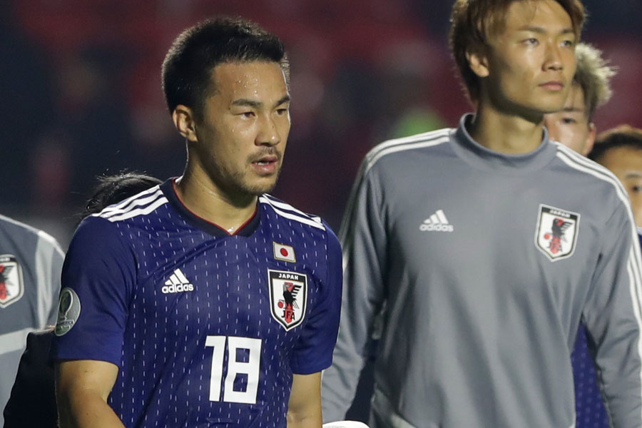 日本代表FW岡崎【写真：AP】