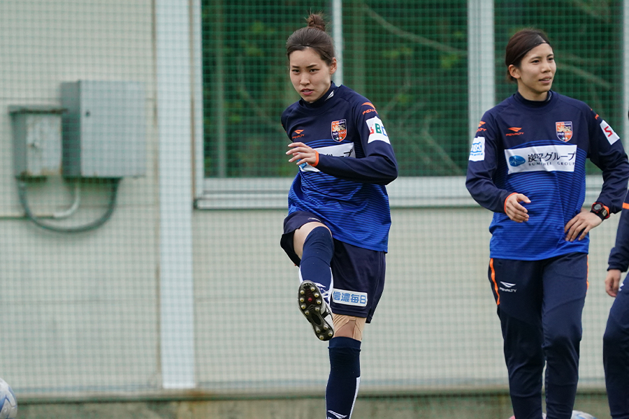 新体制のチームで選手会長の役割を担う【写真：©2008 PARCEIRO】