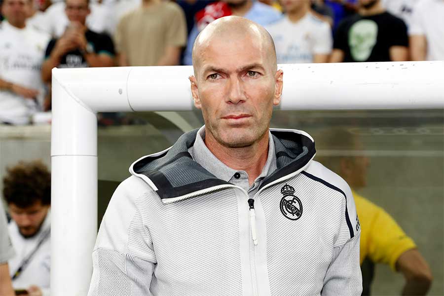 チームを率いるジダン監督【写真：Yukihito Taguchi】