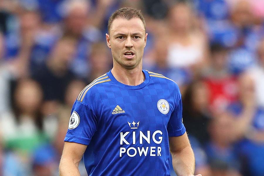 レスターDFエバンス【写真：Getty Images】