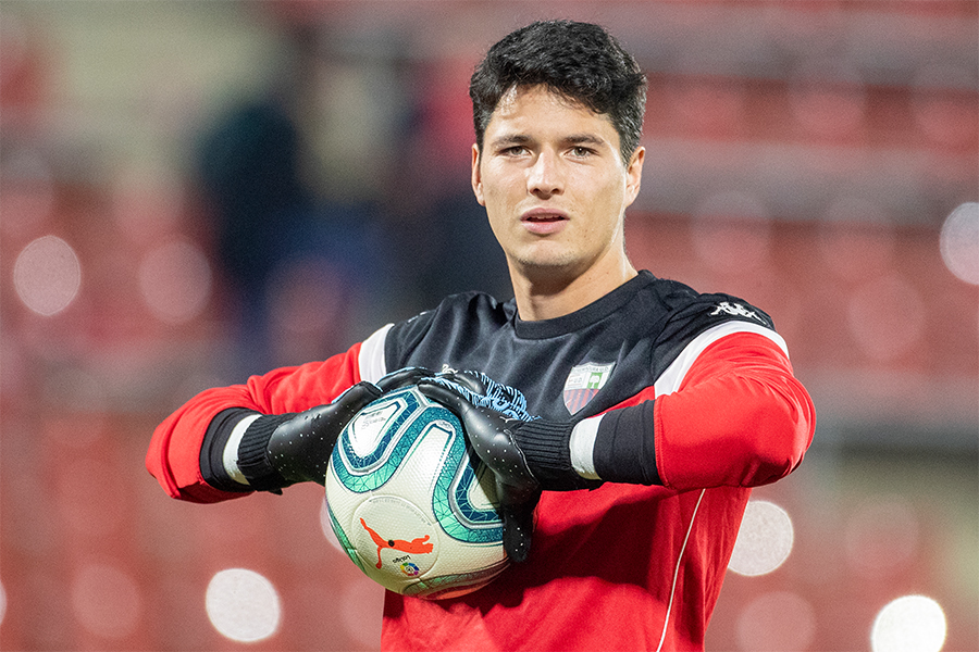 U-23日本代表GK山口瑠伊がスペイン3部のレクレアティーボ・ウェルバへ移籍【写真：Getty Images】