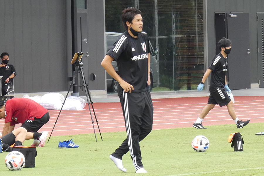 U-19の代表合宿にも参加した内田篤人氏が代表活動について言及【写真：Football ZONE web】