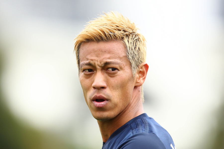 本田圭佑が“変装観戦”【写真：Getty Images】