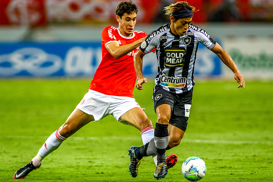 ブラジルのボタフォゴでプレーするMF本田圭佑【写真：Getty Images】