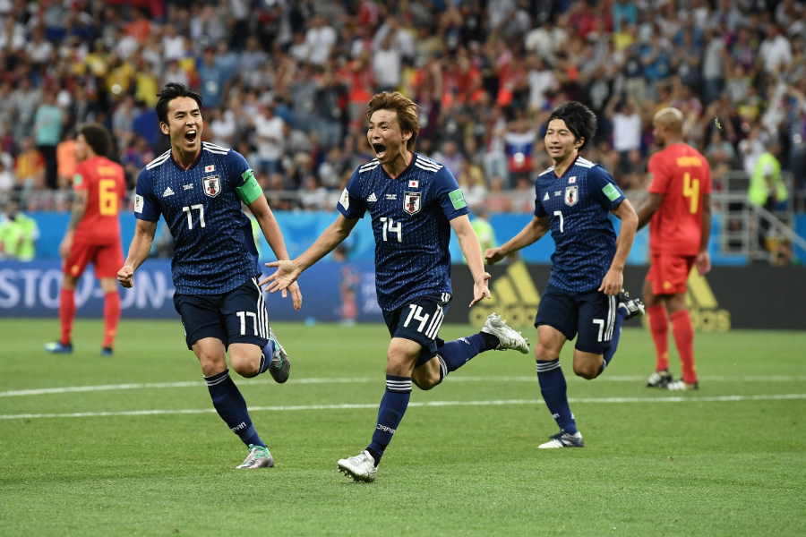 日本は乾（中央）が追加点を奪うも、その後３失点を喫して敗戦【写真：Getty Images】