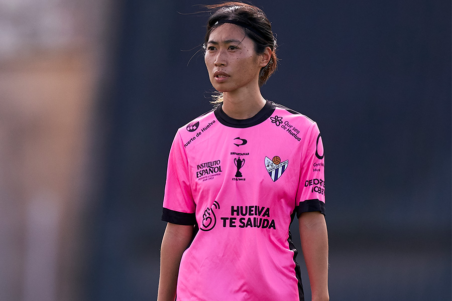 スペインのウエルバでプレーするMF田中陽子【写真:Getty Images】