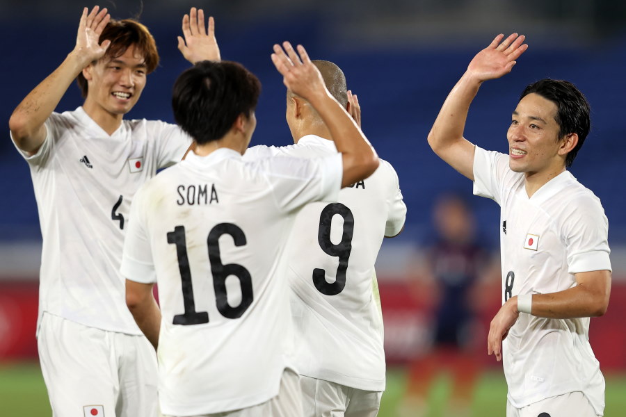 グループリーグを3連勝で首位通過したU-24日本代表【写真：Getty Images】