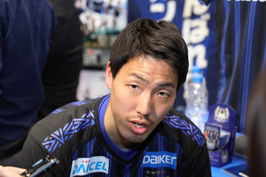 昌子は“先輩”内田への思いを明かした【写真:高橋学】