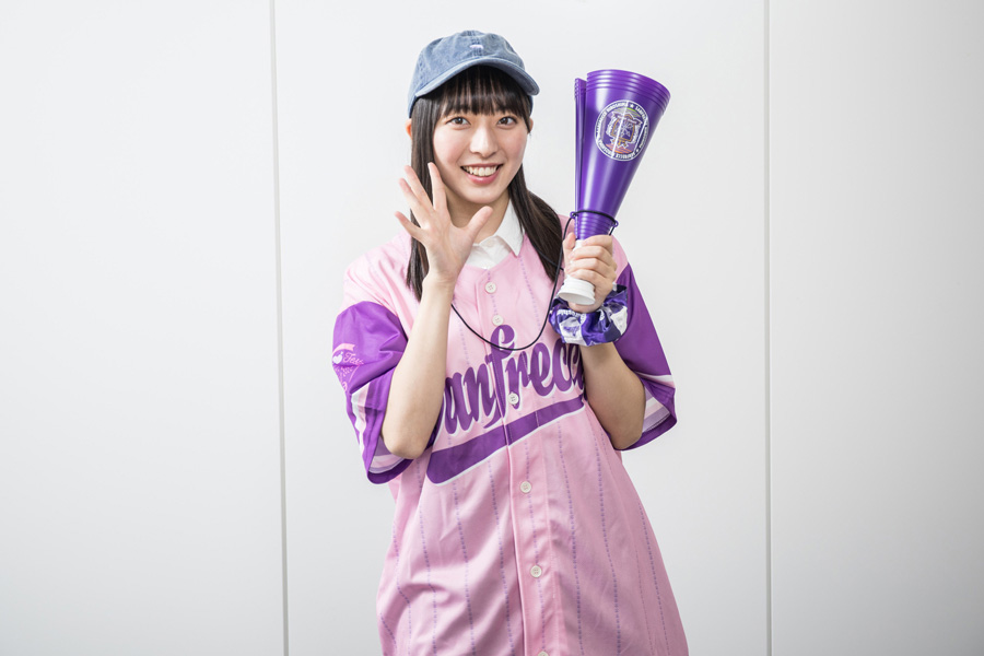 “サンフレッチェ女子”として歴代ベストイレブンを語ったSTU48今村美月さん【写真：山口正人】