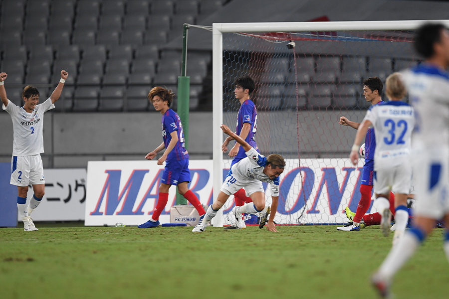 FC東京はホームで大分に敗れ、首位との差が広がった【写真：Getty Images】