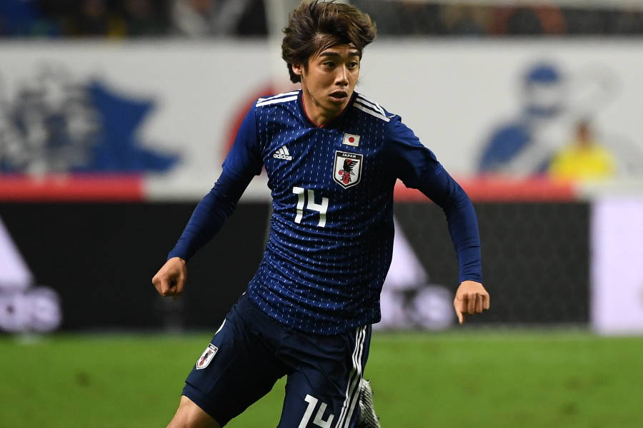 右サイドハーフは伊東純也が濃厚か【写真:Getty Images】