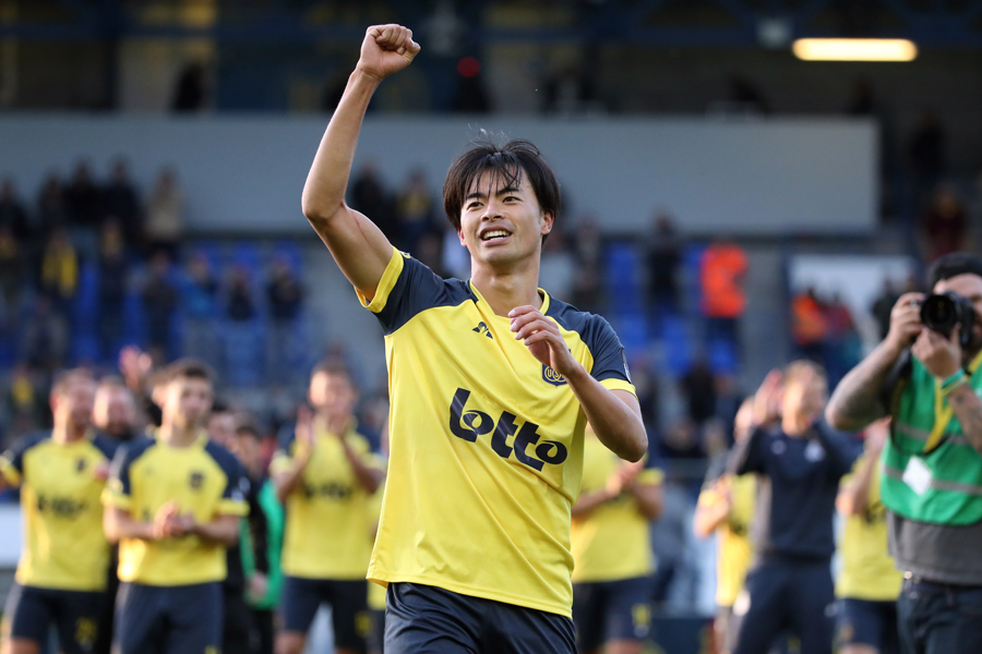 サン=ジロワーズMF三笘薫【写真:Getty Images】