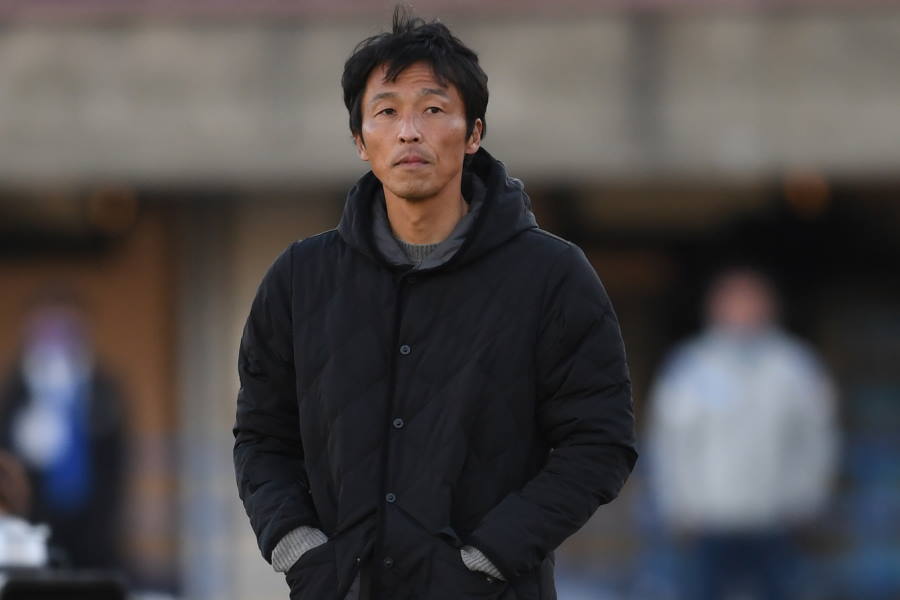 湘南は山口智監督が2022年シーズンも続投【写真：Getty Images】