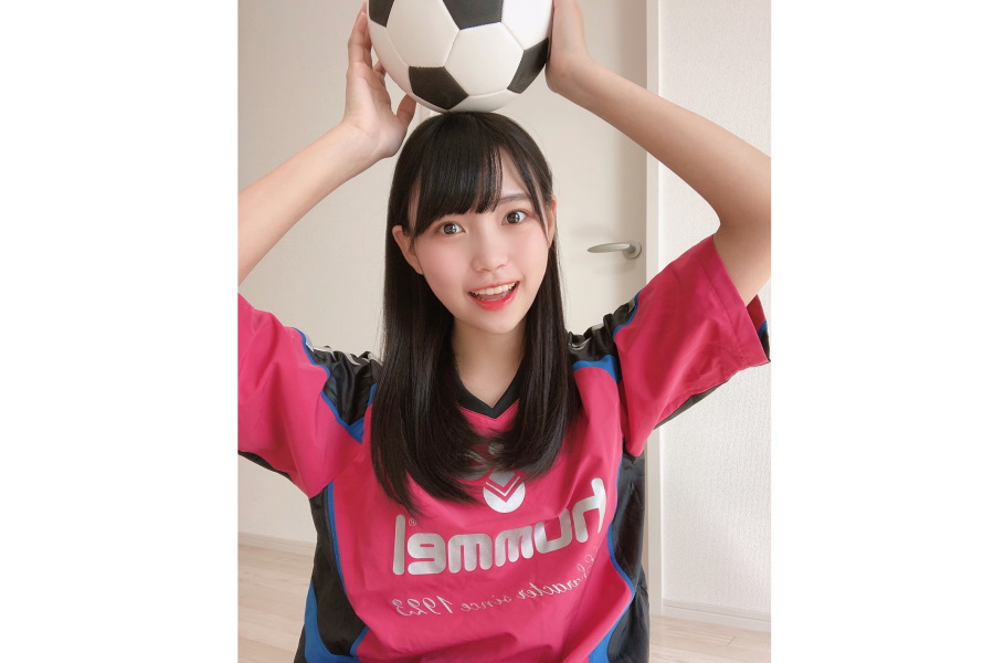 日本代表選手になりたい Akb48の サッカー少女 が小学生で思い描いた夢と次なる目標 フットボールゾーン