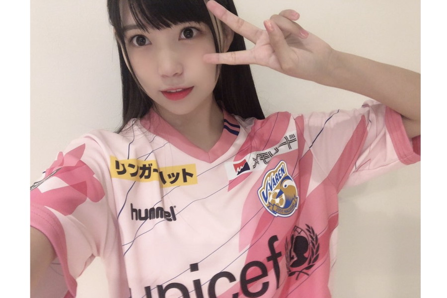 尾上美月さんが感じるサッカーの魅力とは【写真：(C)AKB48】