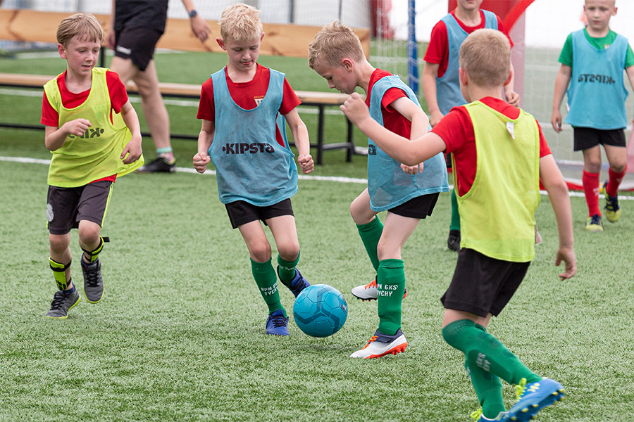 子供たちにとってのサッカーとは（写真はイメージです）【写真：Getty Images】