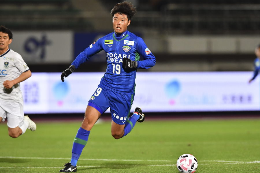 新シーズンもポイントゲッターとして期待されるFW垣田裕暉【写真：Getty Images】