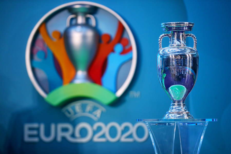 EURO開幕は来夏に延期内定か【写真：Getty Images】