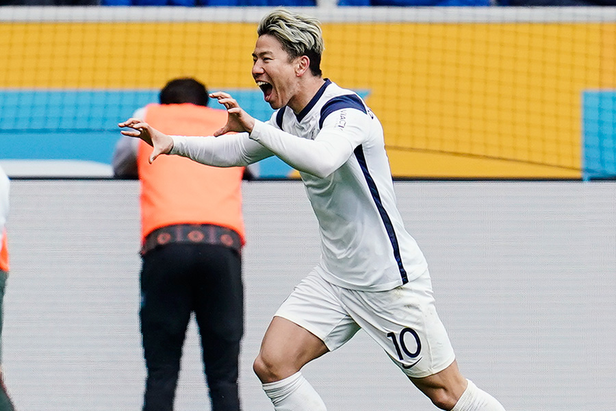 ホッフェンハイム戦で2ゴールを決めたFW浅野拓磨【写真:AP】