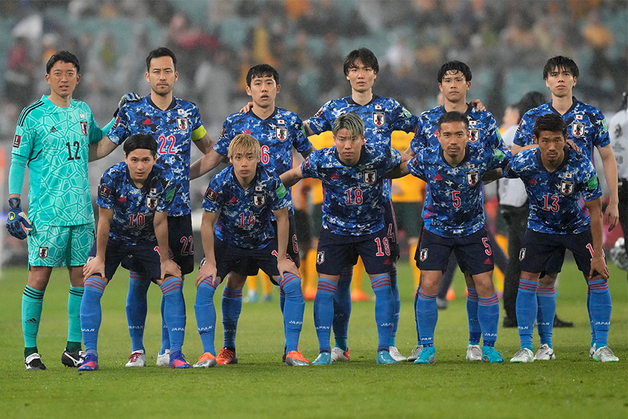 海外組が多い日本代表イレブン【写真：AP】