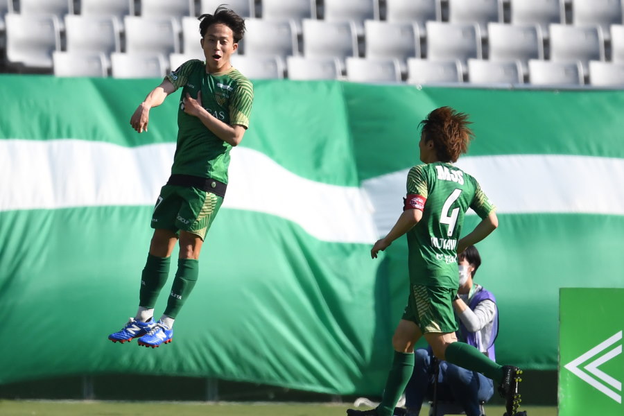 課題に直面している東京V【写真：Getty Images】