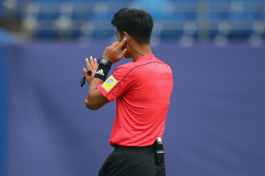 倒れた選手を韓国人主審が無視（※写真はイメージです）【写真：Getty Images】