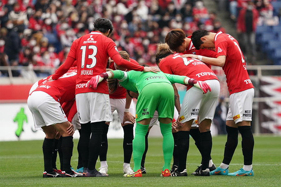 浦和の下位低迷の原因を紐解く【写真：Getty Images】