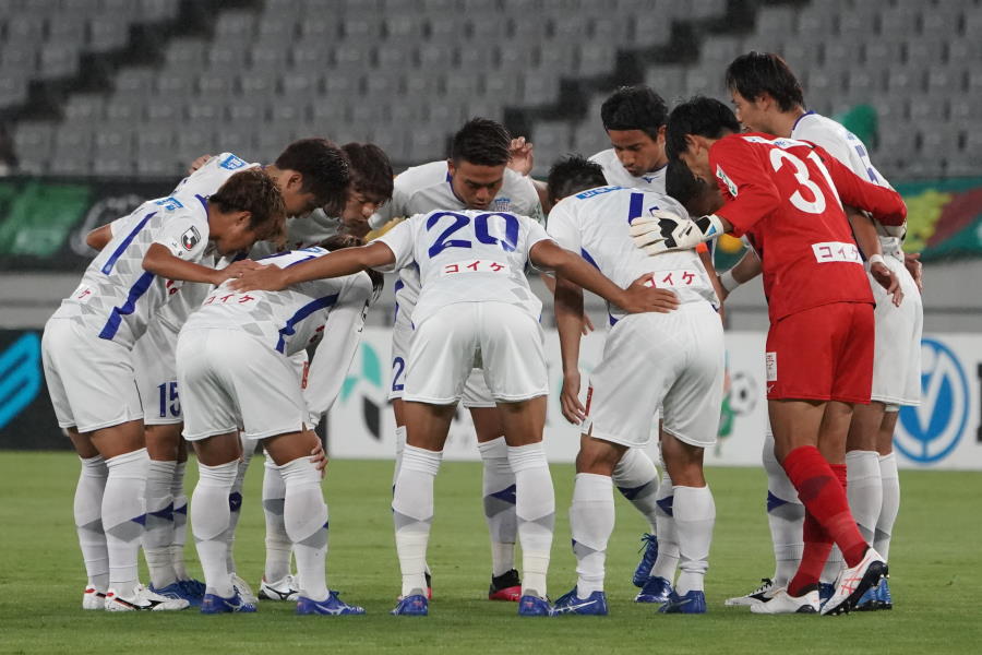 甲府の限定ユニフォームが反響(※写真はイメージ/2020年の集合)【写真:Getty Images】