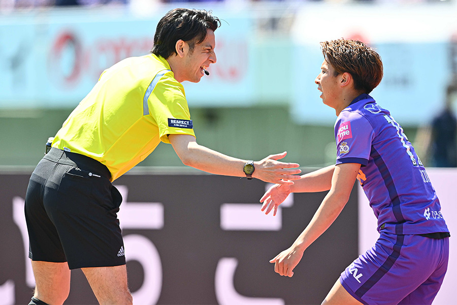 審判としてサッカー界の普及と強化をより強く意識【写真：高橋 学】