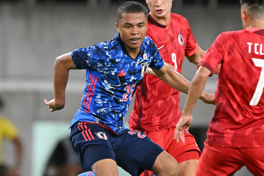 A代表デビューを飾ったMF藤田譲瑠チマ【写真：徳原隆元】