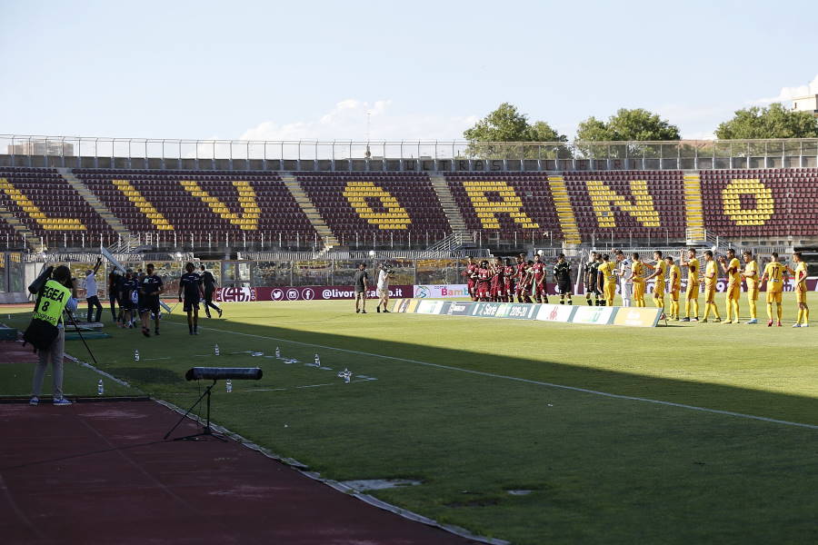 セリエBのリボルノが18選手を放出（※写真はイメージです）【写真：Getty Images】