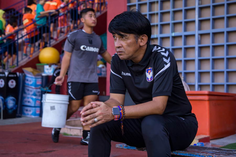 アルビレックス新潟シンガポール時代の吉永一明氏【写真：©Albirex Niigata FC Singapore】