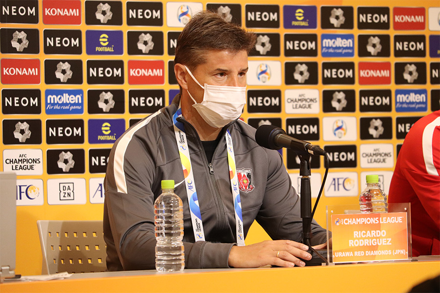 浦和のリカルド・ロドリゲス監督【写真:FOOTBALL ZONE編集部】