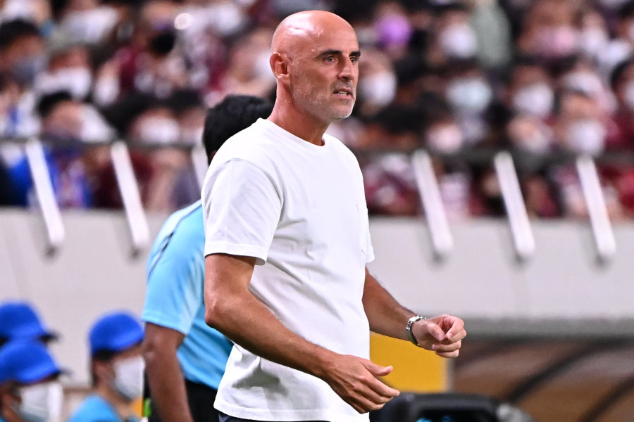 横浜FMのマスカット監督【写真：Getty Images】