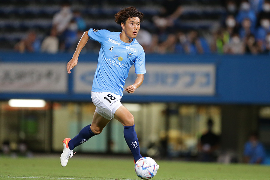 小川航基は横浜FCで充実のシーズンを送る【写真：Getty Images】