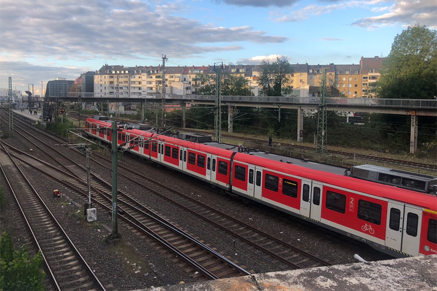 ドイツに来た時以来となったS BURN【写真：FOOTBALL ZONE編集部】