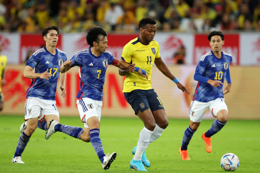 エクアドル戦は0-0で後半へ【写真：Getty Images】