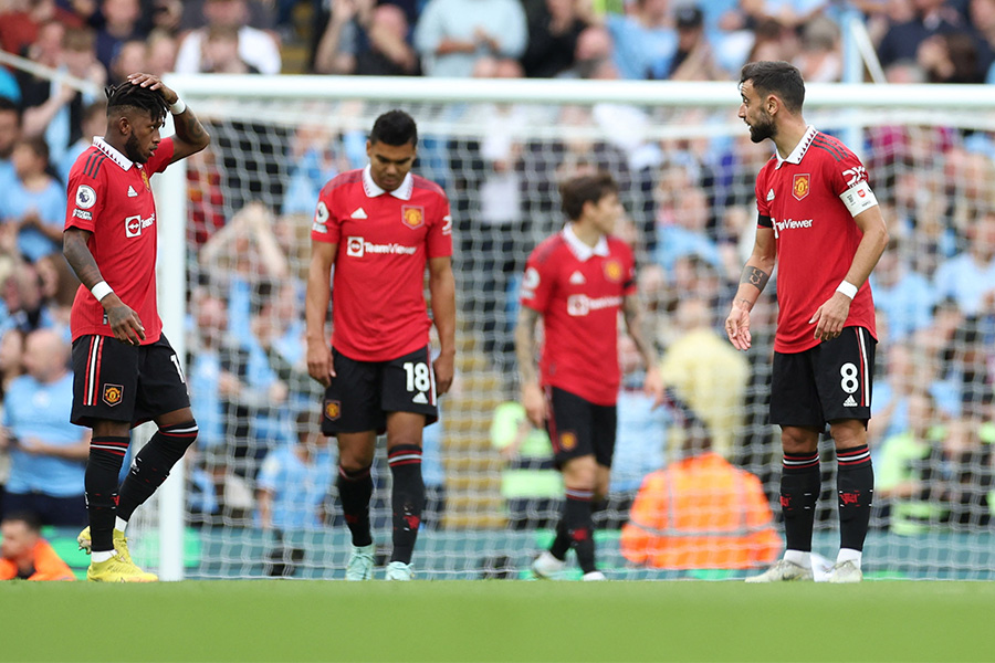 6失点でシティに敗れたユナイテッド【写真：ロイター】