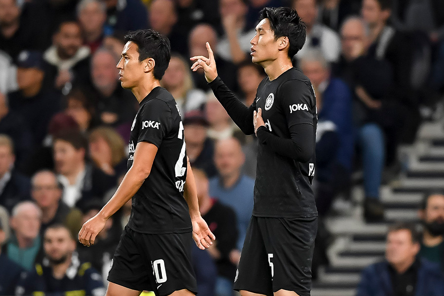 トッテナム戦に出場した長谷部誠と鎌田大地【写真：Getty Images】