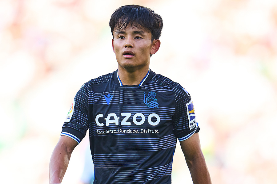 久保建英がゴールネットを揺らすも、VAR介入でノーゴールに【写真：Getty Images】