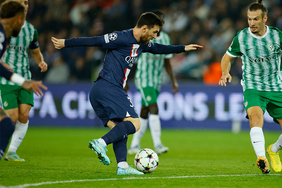 マッカビ・ハイファ戦でゴールを決めたリオネル・メッシ【写真：ロイター】