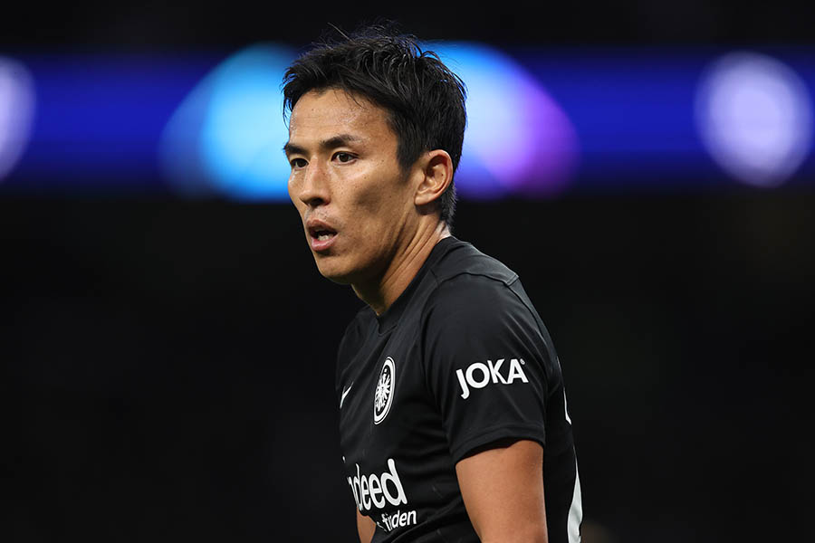 フランクフルトでプレーする長谷部誠【写真：Getty Images】