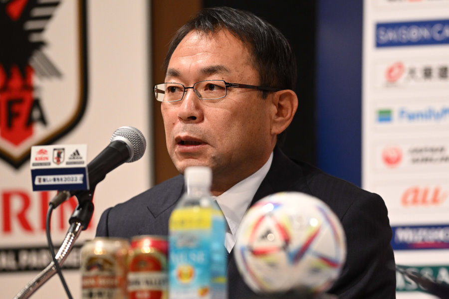 反町康治技術委員長【写真：徳原隆元（FOOTBALL ZONE特派）】