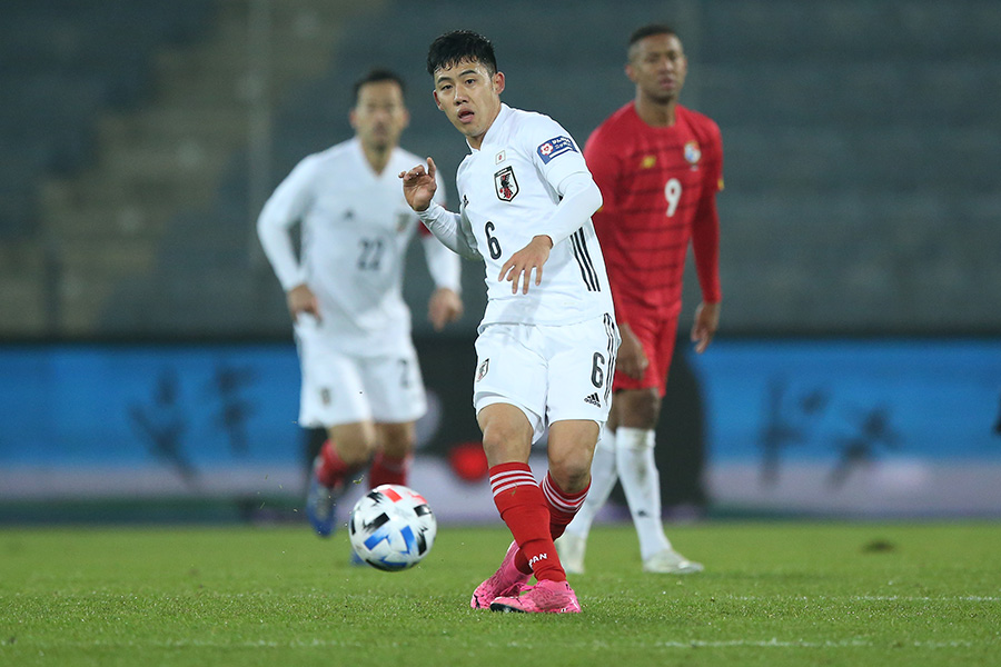 後半から出場し、攻守にわたり奮闘したMF遠藤航【写真:ⓒJFA】