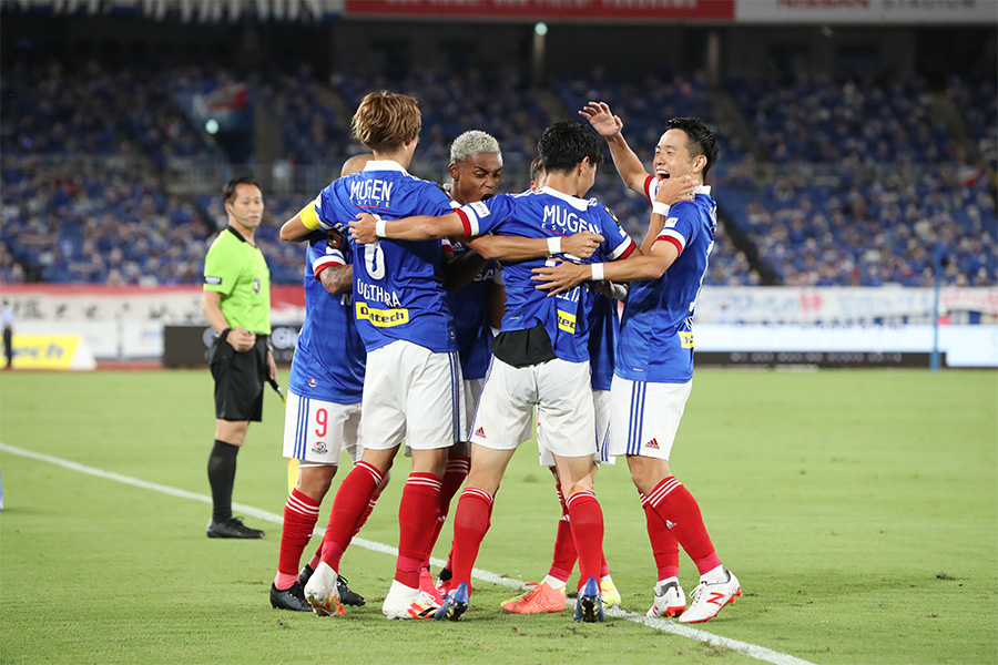 浦和レッズ相手に6得点で大勝した横浜F・マリノス【写真：高橋 学】