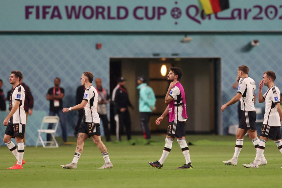日本代表に1-2で逆転負けを喫したドイツ代表【写真：ロイター】